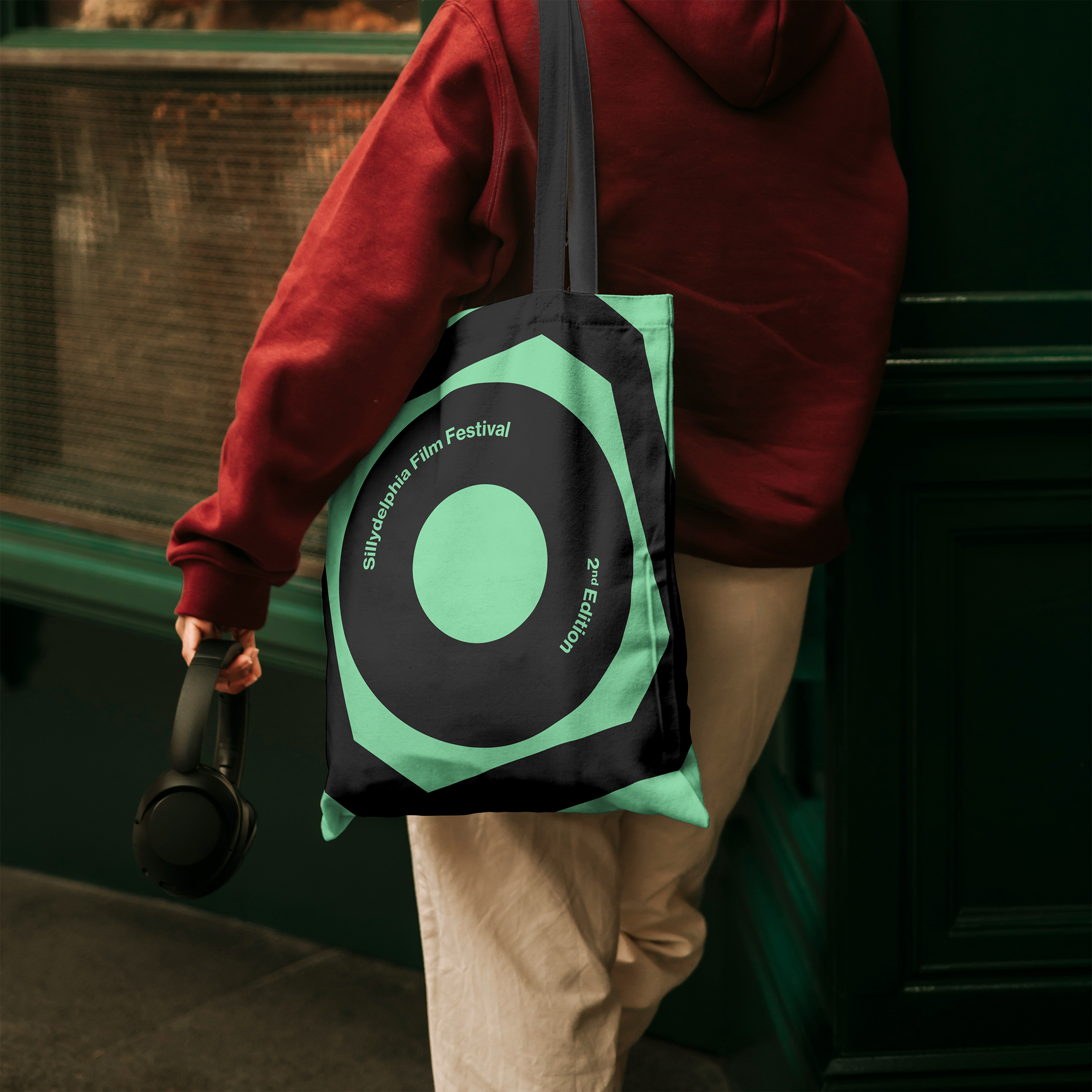 Tote bag