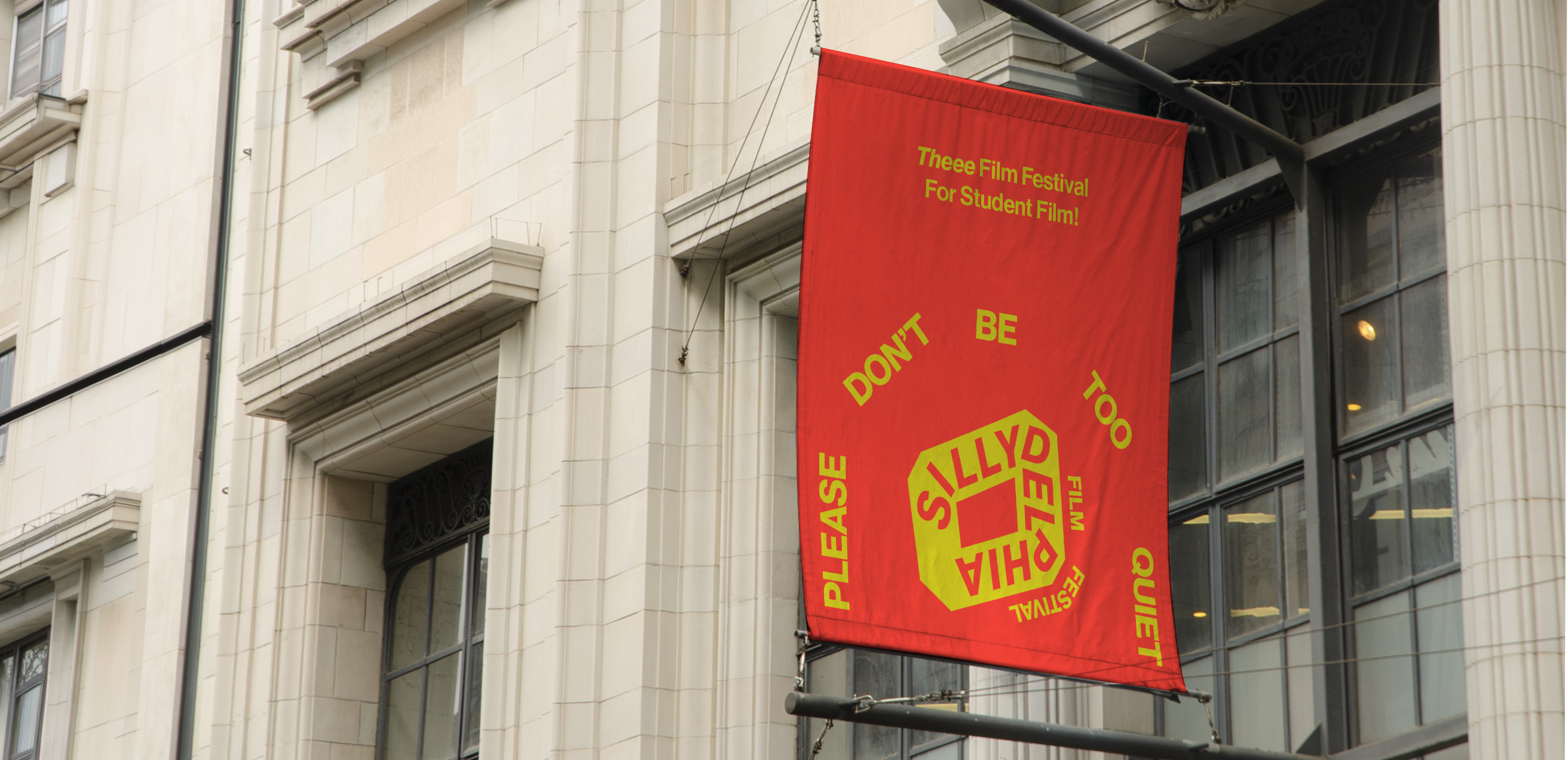 Logo banner